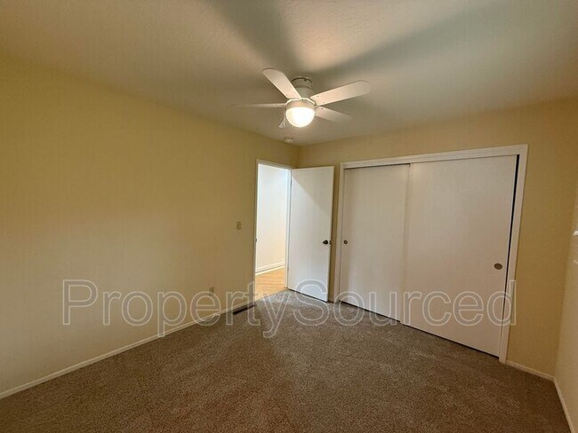Building Photo - 1550 Naples Ct