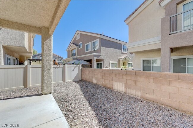 Building Photo - 5507 Big Red Ct