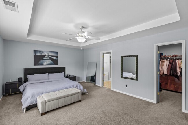 Building Photo - 4531 Dalbeth St