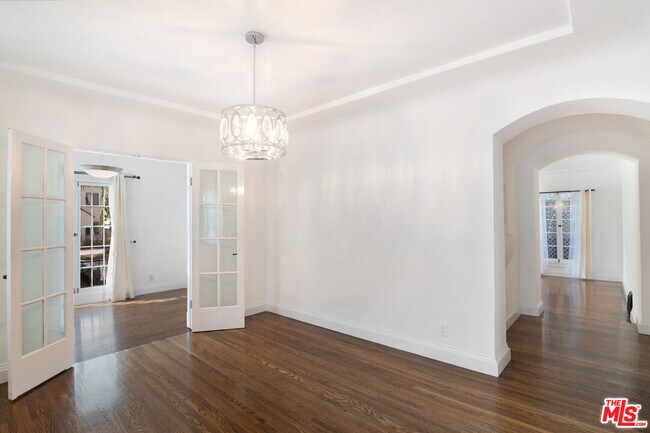 Building Photo - 6329 W 6th St