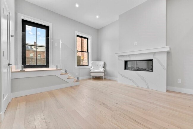 Building Photo - 541 Massachusetts Ave
