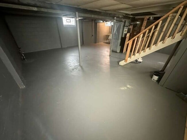 Building Photo - a charming Detroit rental home - section 8 and other HCV programs available