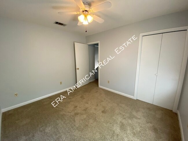 Building Photo - 169 Wright Cir