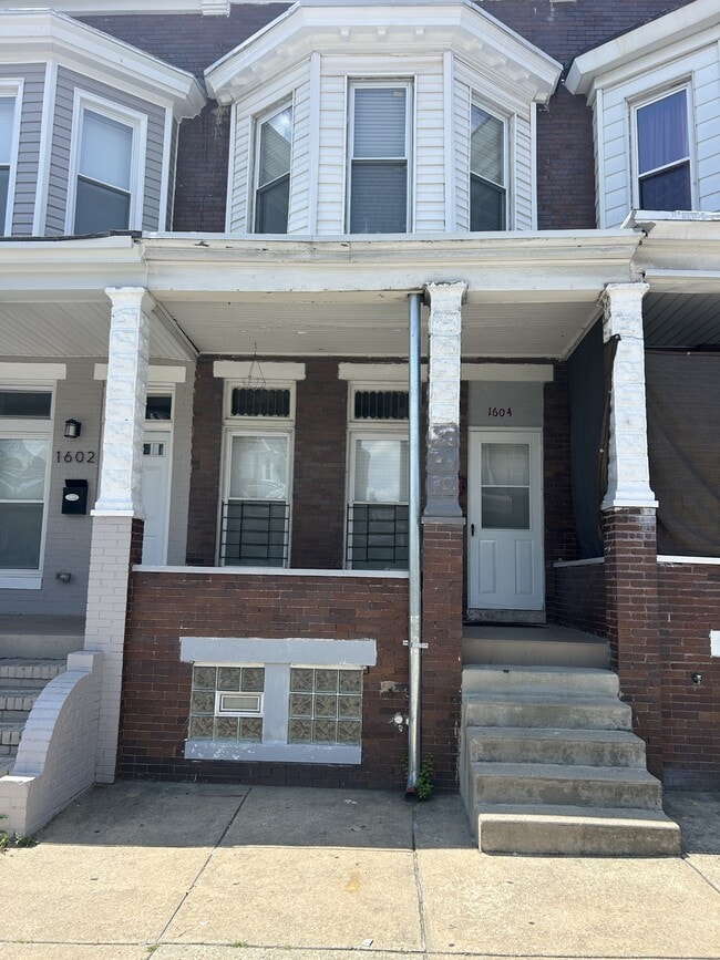 Building Photo - 1604 Moreland Ave