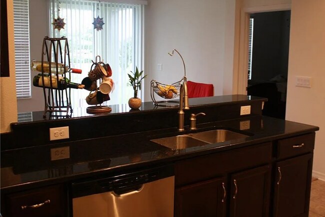 Building Photo - 8305 Deerland Bluff Ln