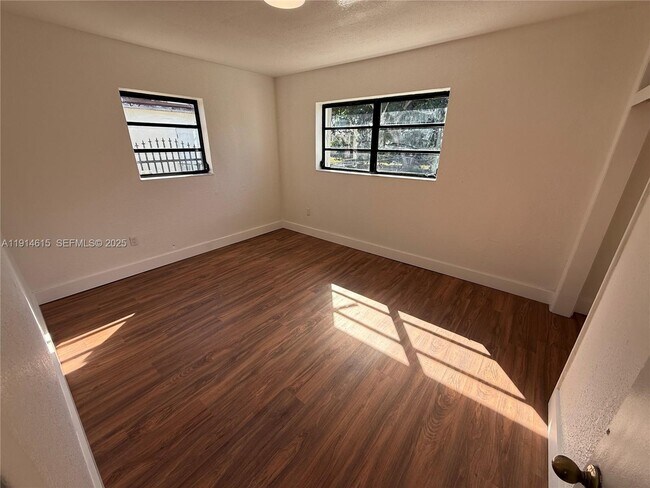 Building Photo - 1430 NW 176th Terrace