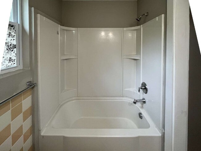 Building Photo - Cozy 3-Bed Home in the Heart of Wake Forest