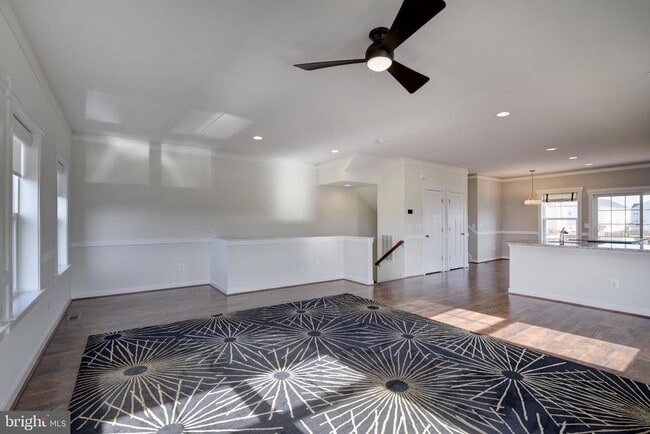 Building Photo - 104 Santa Fe Ct