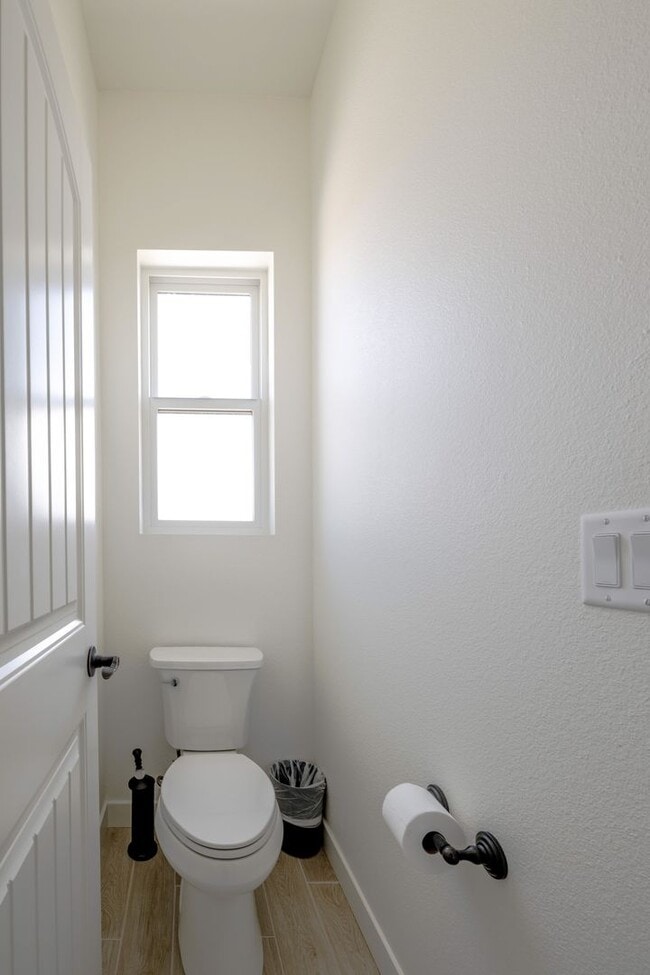 Building Photo - Stunning 3-Bedroom Home with Mountain Views in Tessera