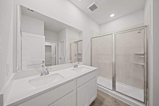 Building Photo - 4006 Crowning Ct