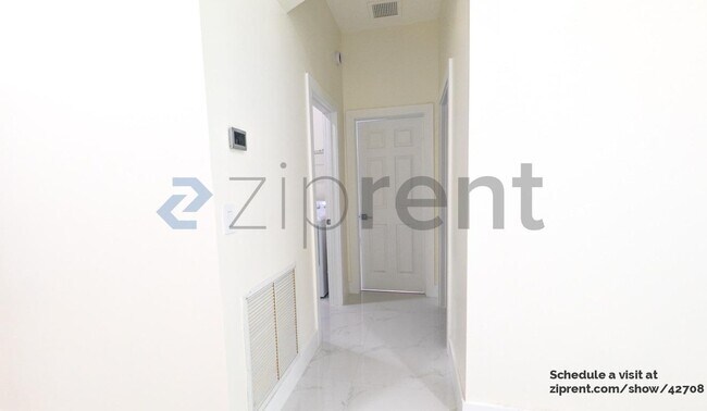 Building Photo - 19105 Stonebrook St