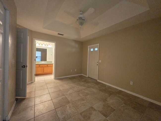 Building Photo - Charming single-story 3-bedroom, 2-bath home