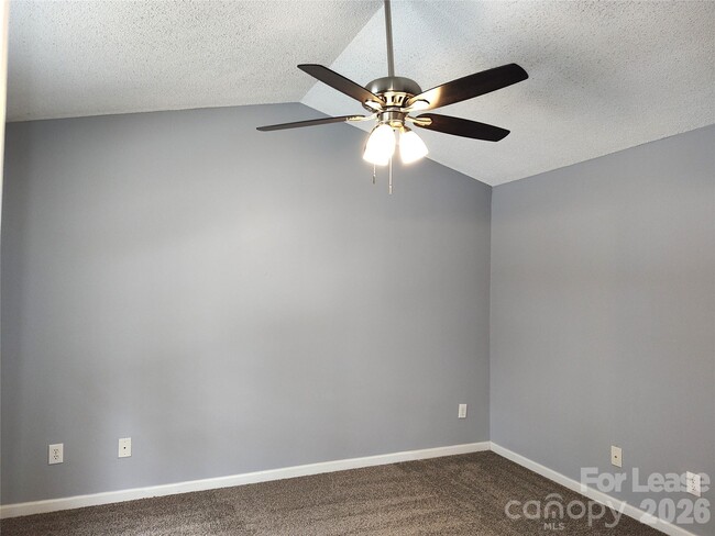 Building Photo - 14934 Deshler Ct