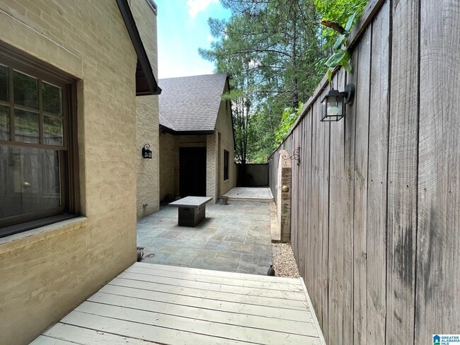 Building Photo - 309 Stonebrook Cir