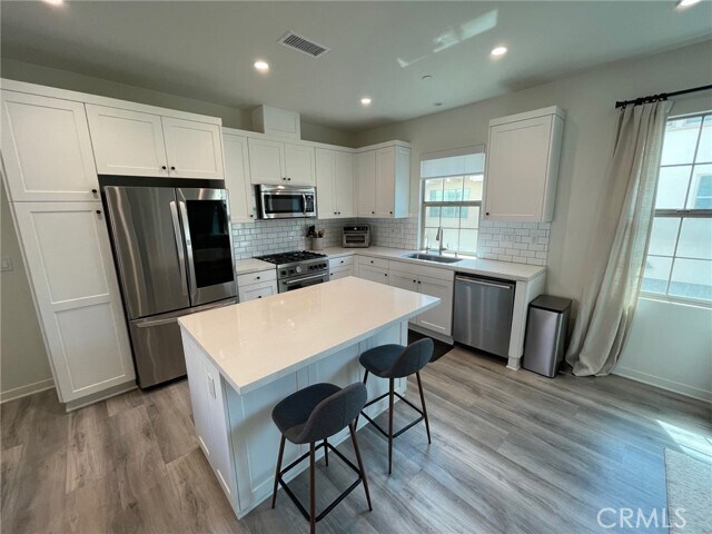 Building Photo - 152 Elkhorn