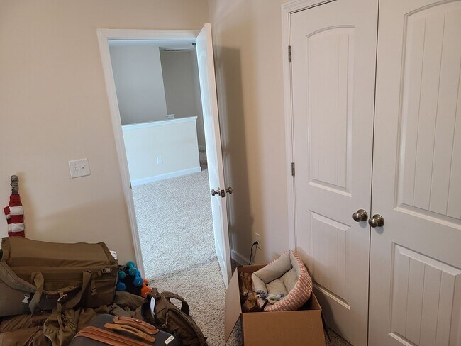 Building Photo - 3 Bedroom, 2.5 bath unfurnished home in Hampstead near Surf City