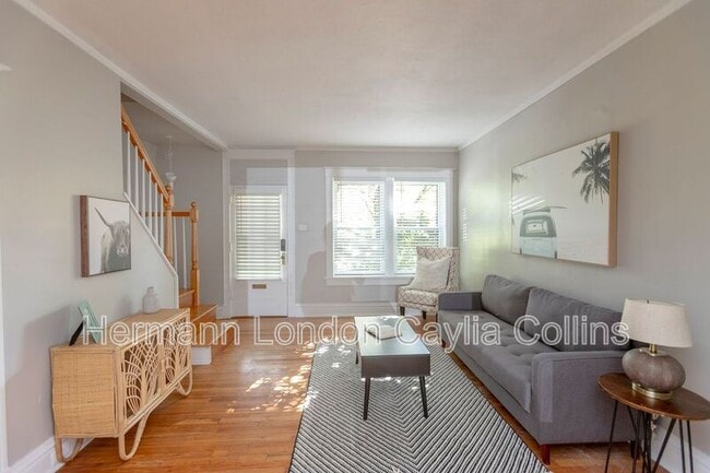 Building Photo - 2053 Alfred Ave