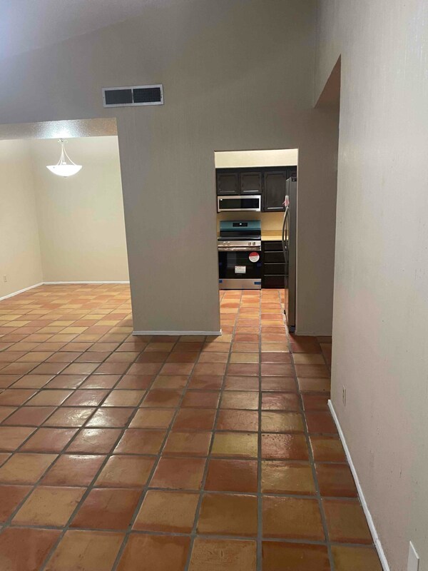 Building Photo - 5757 Lawndale Dr