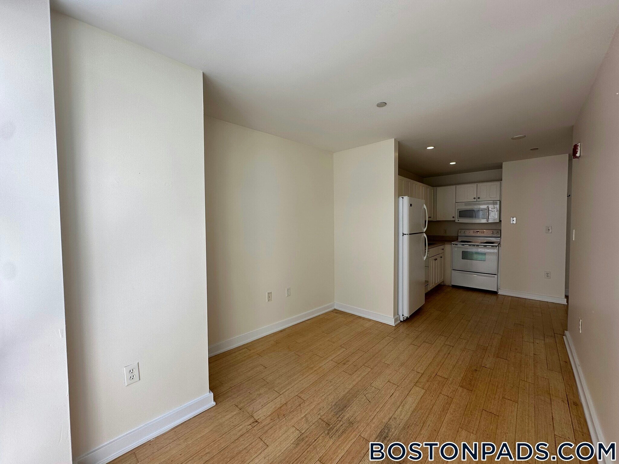 Building Photo - 40 Boylston St