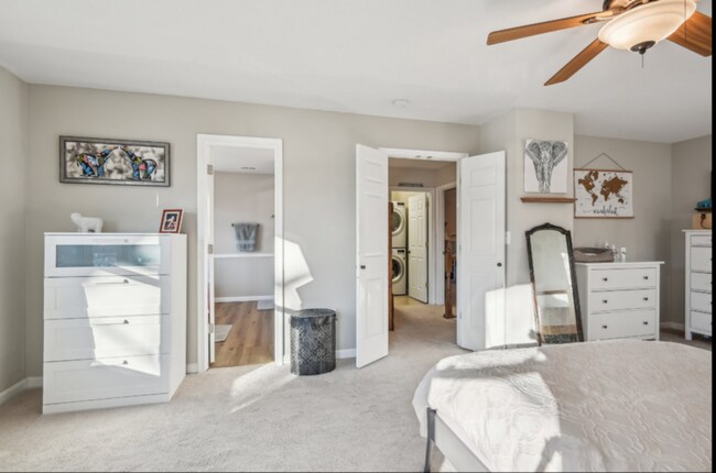 Building Photo - 4922 Lerch Dr