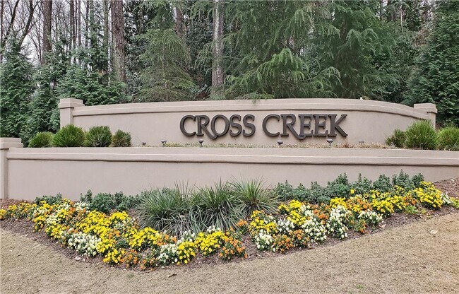 Building Photo - 40 Glenald Way NW