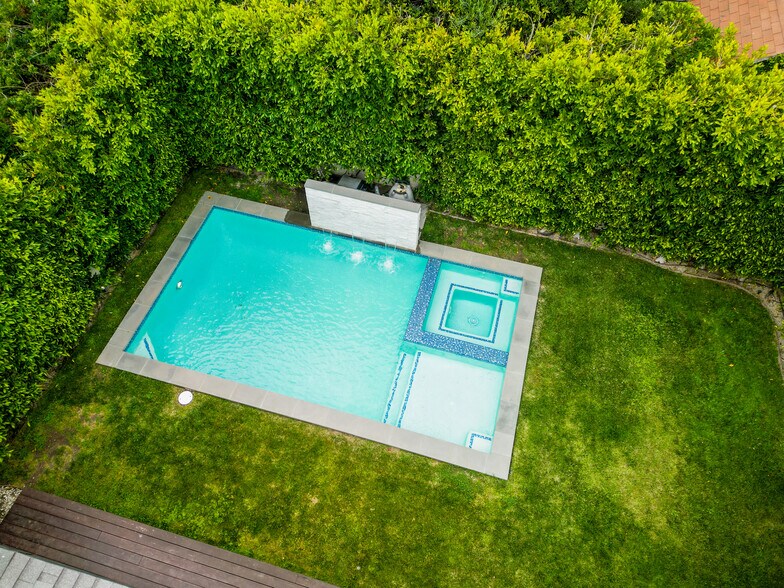 Building Photo - 14717 Otsego St