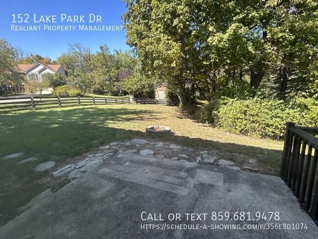 Building Photo - 152 Lake Park Dr