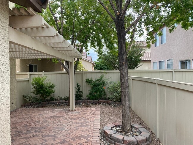 Building Photo - Silverado Ranch Home for Rent