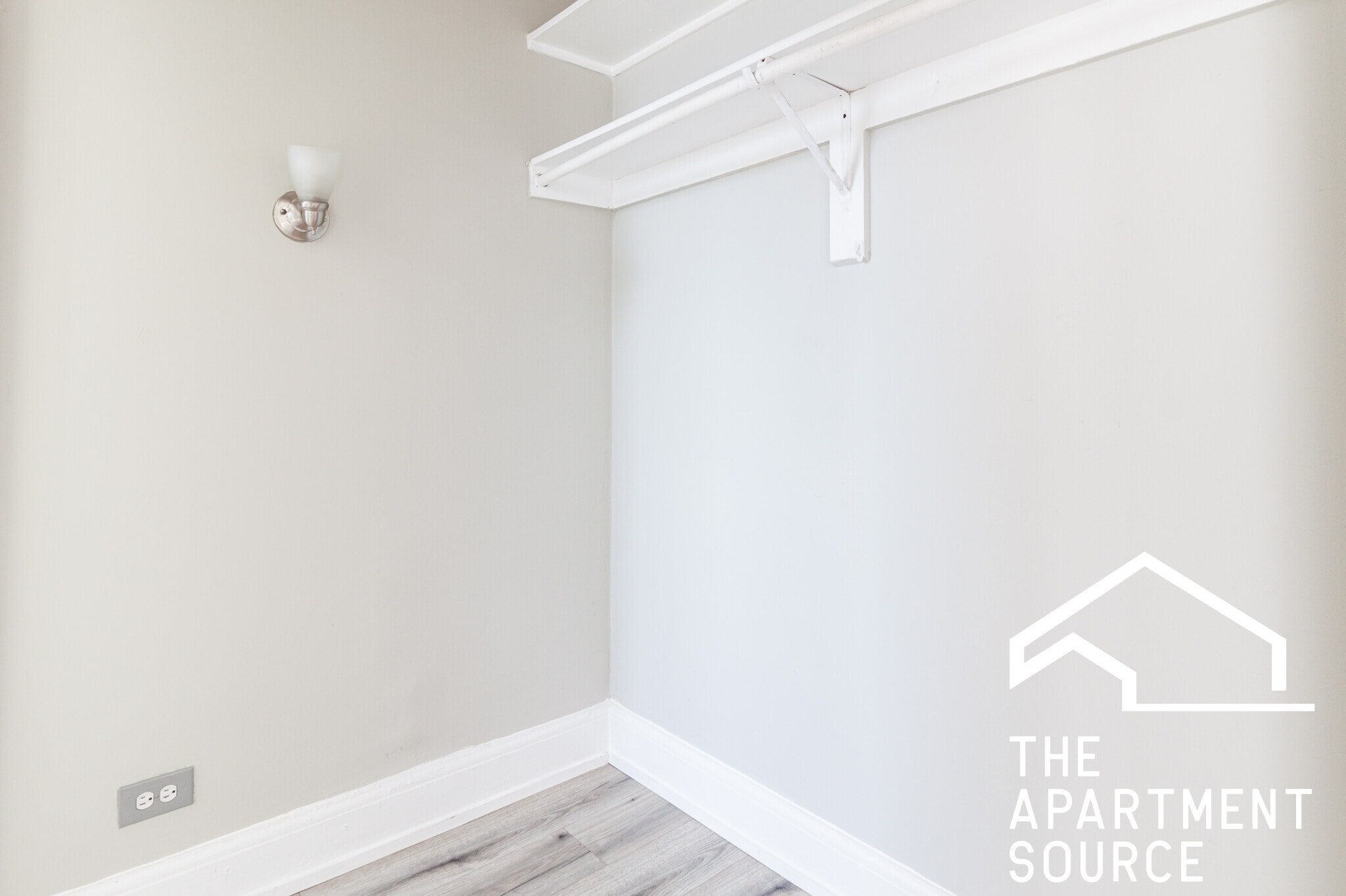 Building Photo - 3835 N Fremont St