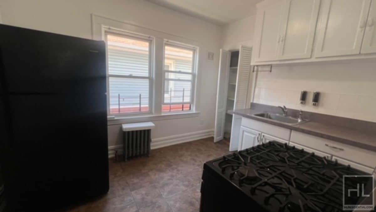 Building Photo - 3815 Farragut Rd