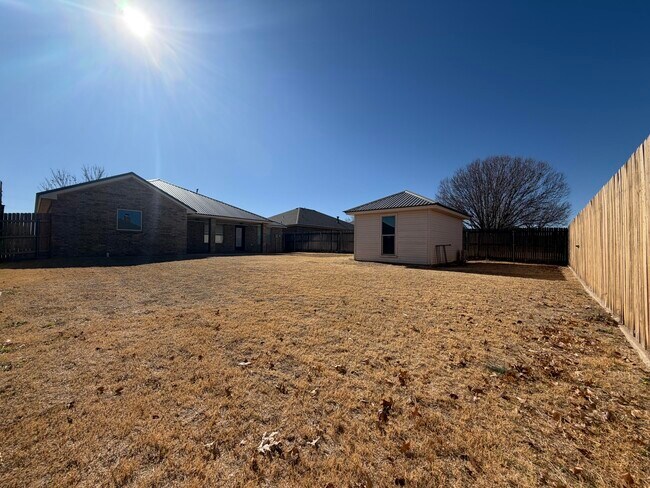 Building Photo - 5508 104th St