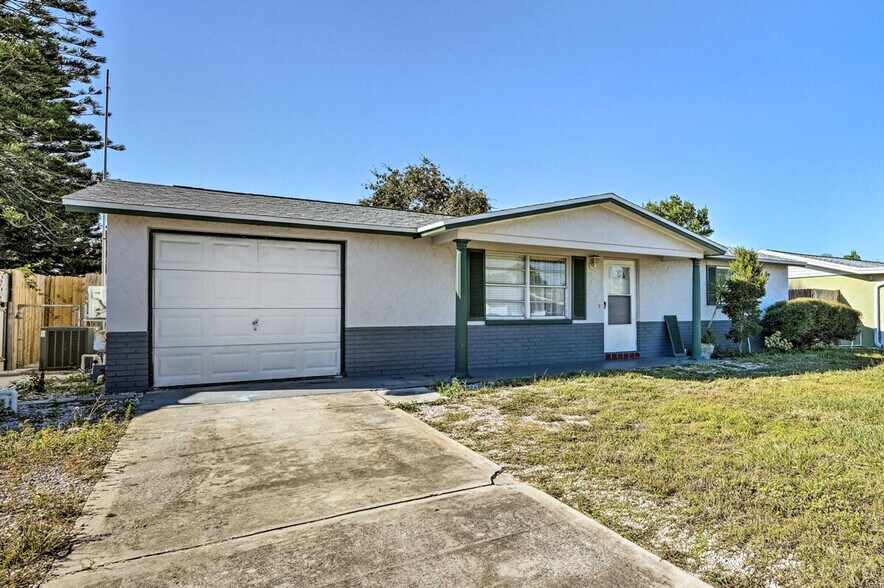 Building Photo - 7736 Sue Ellen Dr