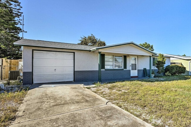 Building Photo - 7736 Sue Ellen Dr