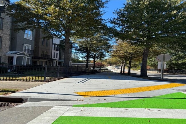 Building Photo - 772 Liberty Commons Dr NW