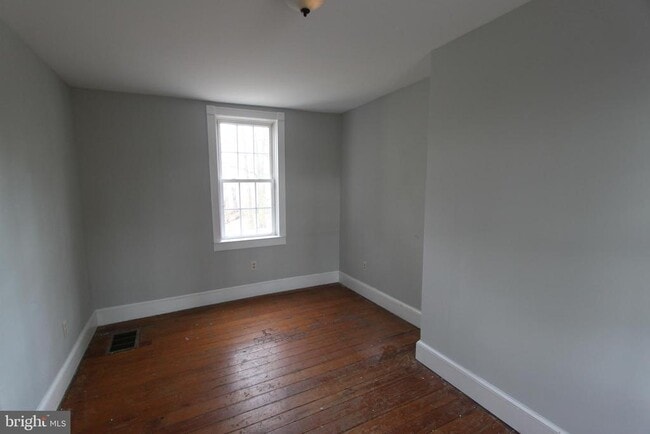 Building Photo - 5744 Charles Town Rd