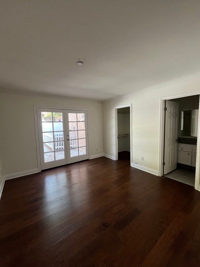 Building Photo - 12727 Shenley St