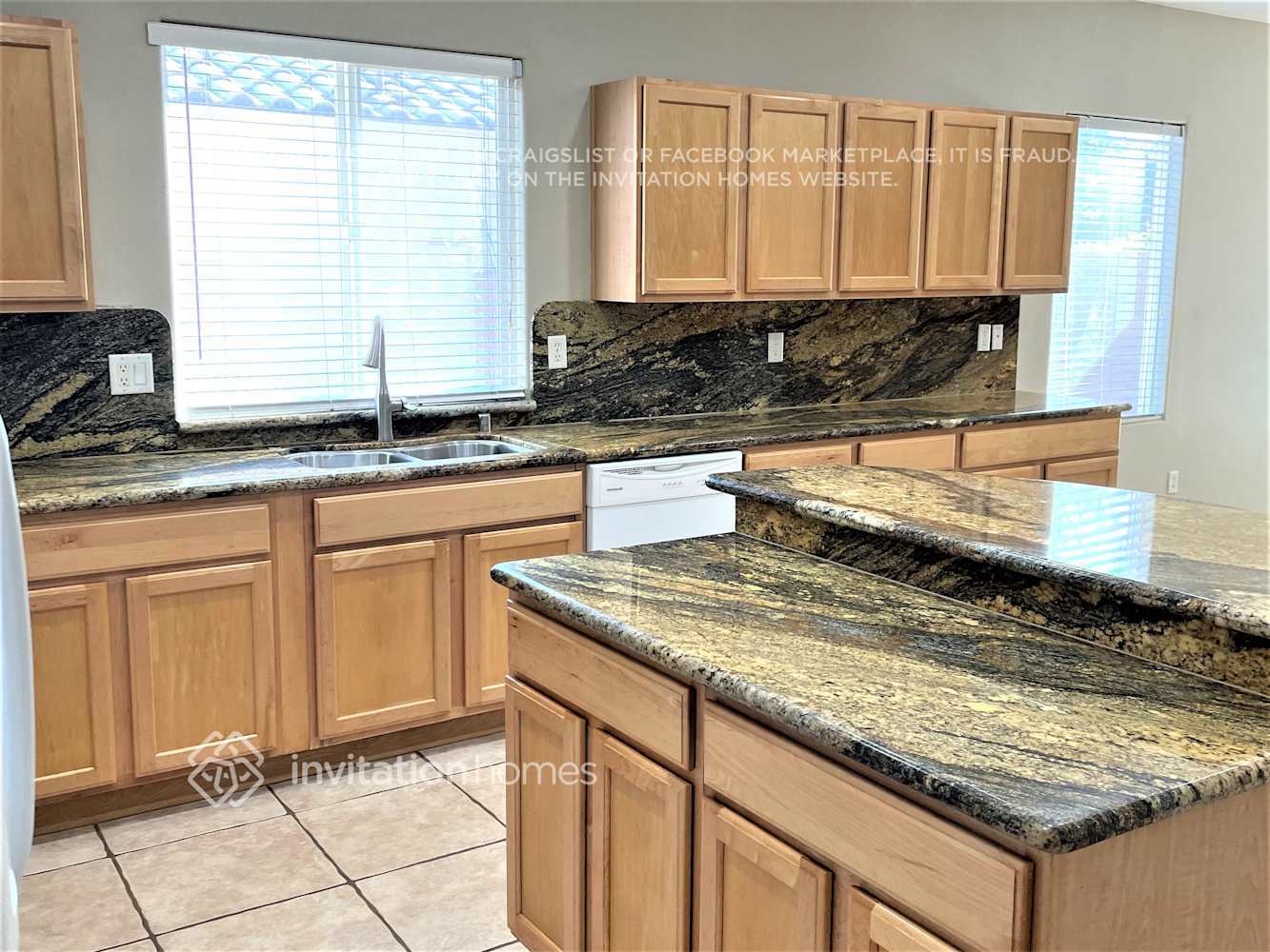 Building Photo - 2687 Thornview St