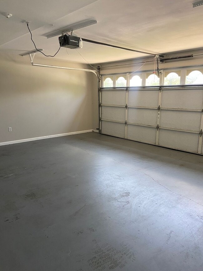 Building Photo - New For Rent in Alabaster!