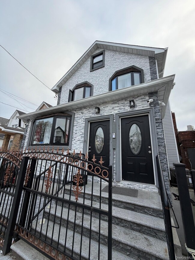 Building Photo - 104-14 120th St