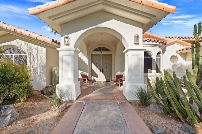 Building Photo - 73110 Calliandra St