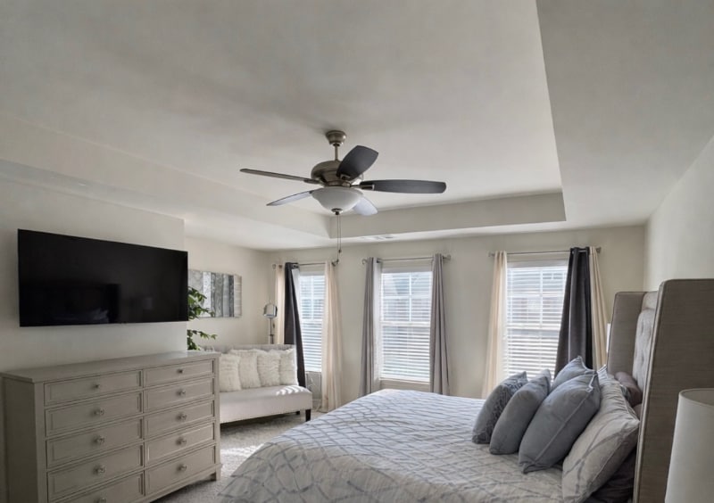 Building Photo - 2402 Fitts Dr