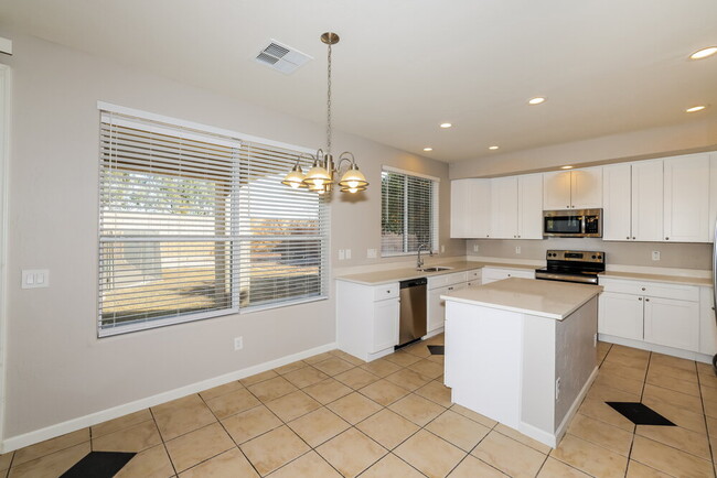 Building Photo - 12839 N 57th Ave