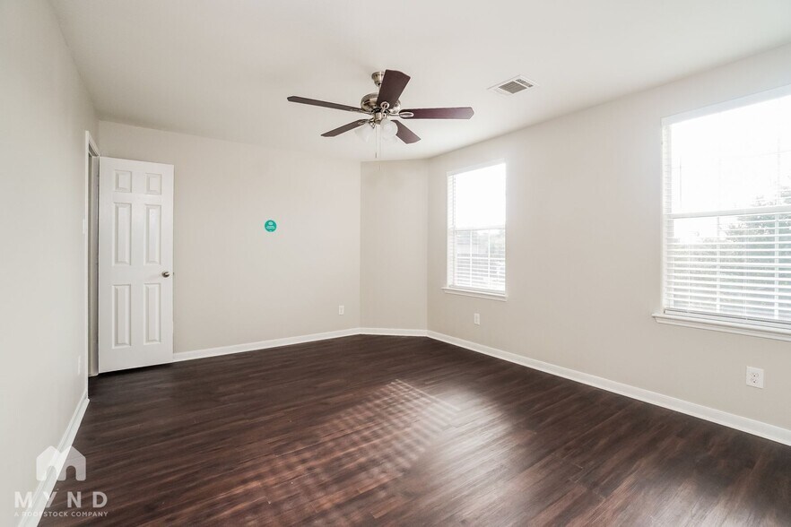 Building Photo - 28846 Llano River Loop
