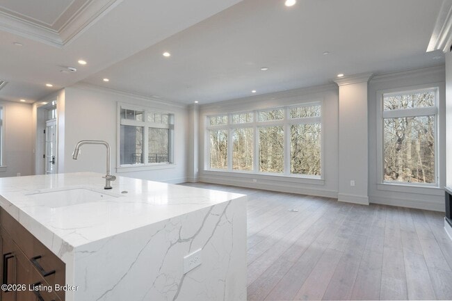 Building Photo - 1576 Cherokee Rd