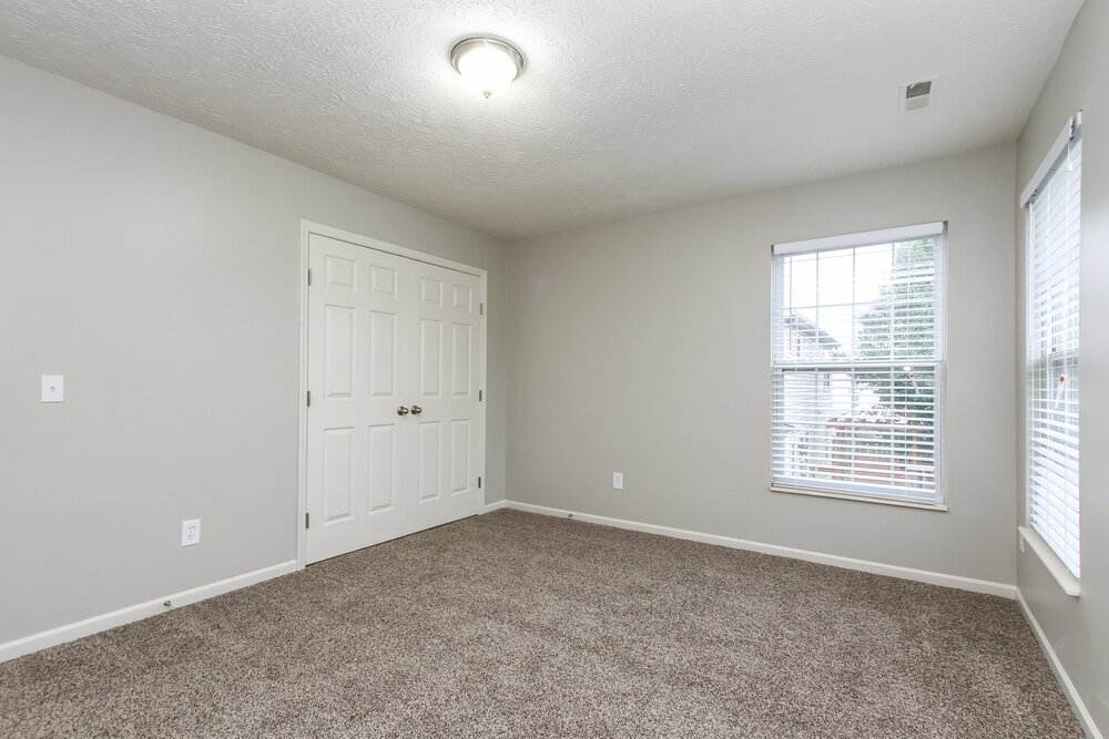 Building Photo - 401 Creekstone Dr