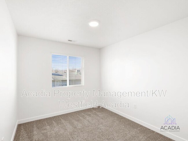 Building Photo - 7431 W Laxey St