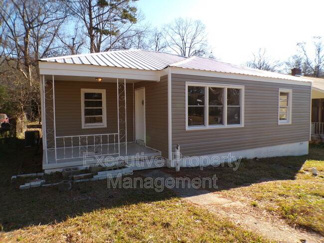 Primary Photo - 7317 Queenstown Ave