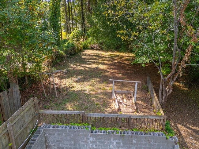 Building Photo - 1261 Eastridge Rd SW