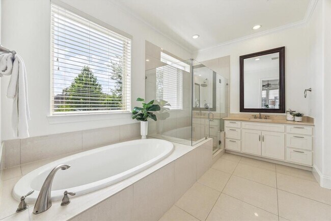 Building Photo - 1318 Bobbitt Manor Ln