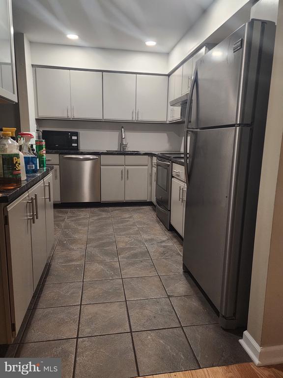 Building Photo - 236 Goshen Rd